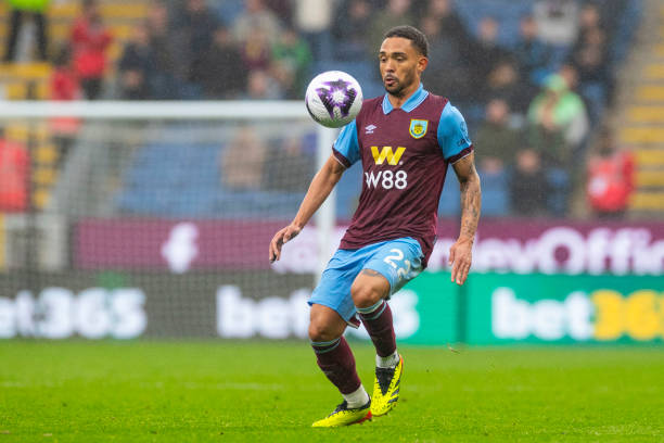 的表现击败 的表现击败