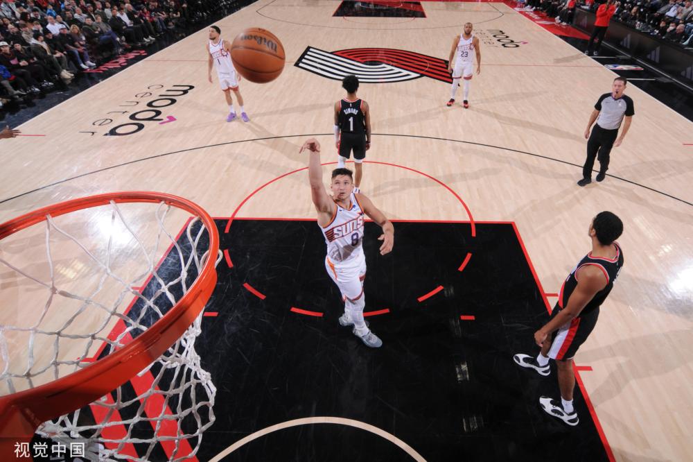 帮助球迷在 帮助球迷在